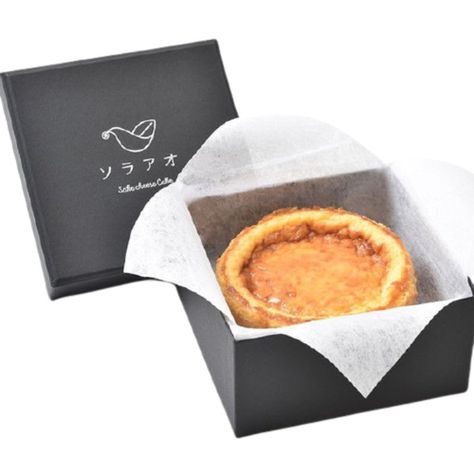 Basque Cheesecake Packaging, Cheesecake Box Packaging, Cheesecake Packaging Ideas, Cake Box Ideas, Cheesecake Packaging, Dessert Boxes Packaging, Cake Box Packaging, Dessert Packaging Design, Dessert Package