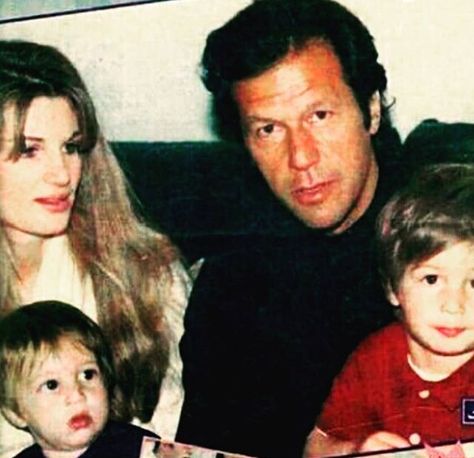 .Family Imran Khan Family, Imran Khan Wedding, Jemima Khan, Jemima Goldsmith, Imran Khan Pakistan, Pakistan Culture, History Of Pakistan, Pakistan Zindabad, Pakistan Cricket Team