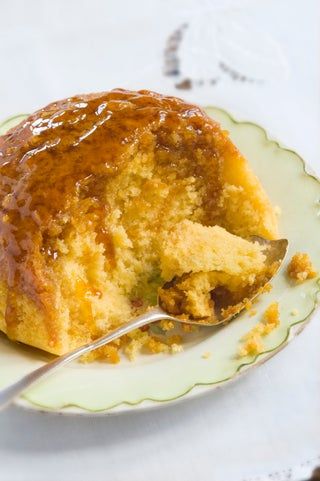 Golden syrup steamed pudding Golden Syrup Pudding, Syrup Sponge Pudding, Sponge Pudding Recipe, Steamed Pudding Recipe, Syrup Sponge, Steamed Puddings, Pudding Recipes Homemade, Sponge Pudding, Suet Pudding