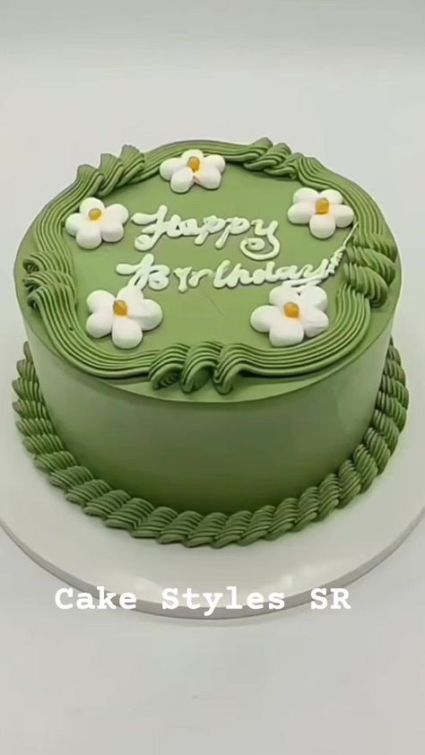 365. Beautiful cake style #reels #trending #reelsfb #reelsviral #reelsvideo #beauty #cake #cakedesign #cakestyle #caketutorials #trendingcakes #cakeart #caketools #love #foryou #fyp #caketips #cakelover #cakedecorating #tutorial #beautiful #cakestudio #AmaZing #instagood #instagram #instadaily #adsonreels | Cake Styles SR | Cake Styles SR · Original audio Hart Cake, Round Birthday Cakes, Cake Styles, Buttercream Cake Designs, Chocolate Cake Designs, Cake Style, Chocolate Raspberry Cake, Buttercream Cake Decorating, Simple Cake Designs