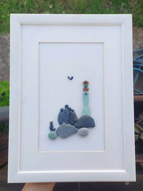 Pebble House, Seaglass Wedding, Pebble Rock Art, Beach Stone Art, Beach Pebble Art, Beach Anniversary, Art Plage, Beach Glass Crafts, Anniversary Frame