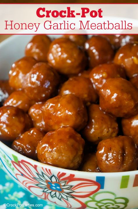 Crock-Pot Honey Garlic Meatballs - With only 4 ingredients, this EASY recipe for Crock-Pot Honey Garlic Meatballs is perfect for your next game day party or any get together where you want to serve tasty garlicy meatballs to your guests! [Low Fat] #CrockPotLadies #CrockPot #CrockPotRecipes #SlowCooker #SlowCookerRecipes #Meatballs #Honey #Garlic #GameDay #Tailgating #PartyFood #EasyRecipes #5IngredientsOrLess Husband Food, Honey Garlic Meatballs, Garlic Meatballs, Meatball Recipes Crockpot, Slow Cooker Bacon, Savory Meatballs, Slow Cooker Dinner Recipes, Honey Bbq Chicken, Crock Pot Food