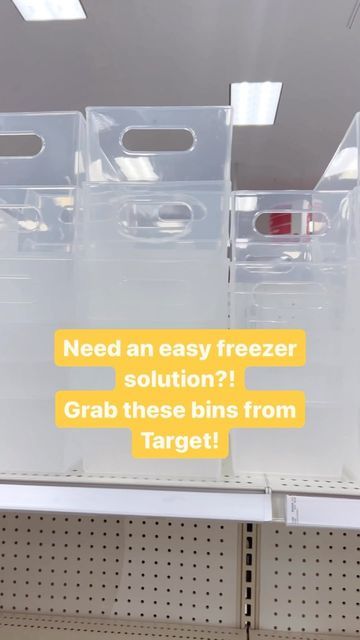 Home Organizing | Nashville, TN on Instagram: "If you are struggling with keeping your freezer organized…trust us, you are definitely not alone!! 🧊❄️🧊 ⠀ This is our favorite hack for keeping that space tidy! Just grab some multi-purpose bins from Target (they come in three different sizes) + line them up in your freezer. We designate a category per bin, add labels, + easy peasy, done! ⠀ My categories are sweet treats, frozen veggies, breakfast, + dinner! 🍦🥦🧇🍛 ⠀ Comment FREEZER for the link to shop these bins! ⠀ #organizing #organizinghacks #organizingexpert #targetfinds #kitchenorganization #thetidyhomenashville" Organized Freezer Drawer, Top Freezer Organization, Garage Freezer Organization, Bottom Freezer Organization, Bottom Freezer Organization Ideas, Side By Side Freezer Organization, Upright Freezer Organization, Freezer Drawer Organization, Stand Up Freezer Organization