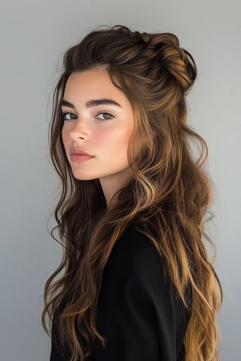 Half Up Thick Hair, Messy Wedding Hair Half Up, Messy Half Up Half Down Bun, Half Up Half Down Hair Messy, Messy Half Up Half Down, Half Bun Half Down, Latina Hairstyles Long, Half Up Messy Bun, Bun Inspiration