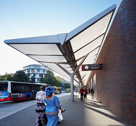 Railway station bus shelter Y-shaped columns with lighted canopy. Bus Stop Design, Deck Canopy, Window Canopy, Canopy Architecture, Bus Shelters, Canopy Bedroom, Shelter Design, Backyard Canopy, Garden Canopy