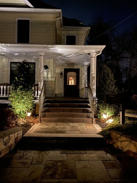 Small Suburban House Aesthetic, Old Houses Aesthetic Dark, Aesthetic Neighborhood Houses, Front Porch Aesthetic Night, House At Night Aesthetic Outside, Shifting Places, House At Night, Life In Usa, Future Bedroom Ideas