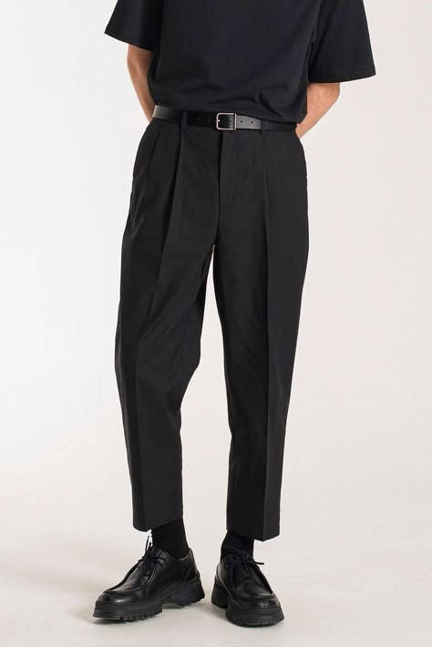 Tapered Trousers Outfit Men, Men Black Trousers Outfit, Tapered Pants Outfit Men, Black Aesthetic Men, Mens Trousers Outfit, Black Outfit Men Aesthetic, Men’s Trousers, Black Trousers Outfit Men, Black Trousers Outfit Man