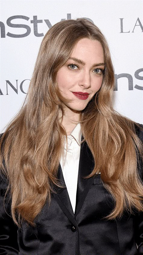 This Foundation Makes Amanda Seyfried Feel Like the "Most Radiant Version" of Herself Amanda Seyfried Hairstyles, Amanda Seyfried Wedding, Amanda Seyfried Hair Color, Amanda Seyfried Aesthetic, Amanda Seyfried Makeup, Amanda Seyfried Brown Hair, Amanda Seyfried Blonde Hair, Amanda Seyfried Updo, Amanda Seyfried Photoshoot