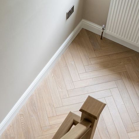 Flooring Renovation, Laminate Stairs, Oak Laminate, Uk Homes, Flooring Ideas, Home Reno, Laminate Flooring, Step Up, Follow For More