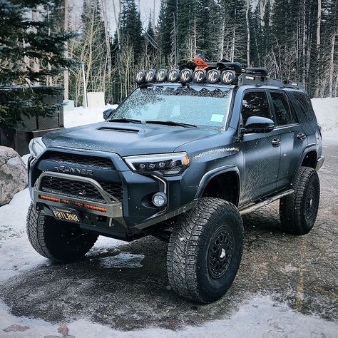 Car Builds, Toyota Suv, 4 Runner, Truck Stuff, January 3, Personal Brand, Mid Size, Toyota 4runner, Black Box