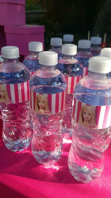 Barbie Party Favor Barbie, Barbie Water Bottle, Barbie 5th Birthday Party Target, Black Barbie 5th Birthday Party, Barbie Birthday Souvenir, Girls Barbie Birthday Party, Diy Water Bottle, Barbie Birthday Party, Barbie Cake