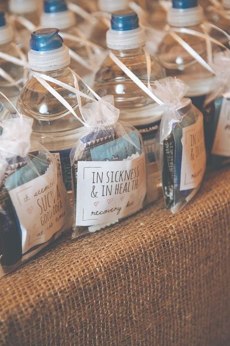 5 wedding favors your guests actually want | Kayla's Five Things | unique wedding favors | fun wedding favors- hangover kit Hangover Wedding Favors, Wedding Favours Hangover Kit, Affordable Wedding Favours, Inexpensive Wedding Favors, Creative Wedding Favors, Winter Wedding Favors, Bedding Kids, Hangover Kit, Best Wedding Favors