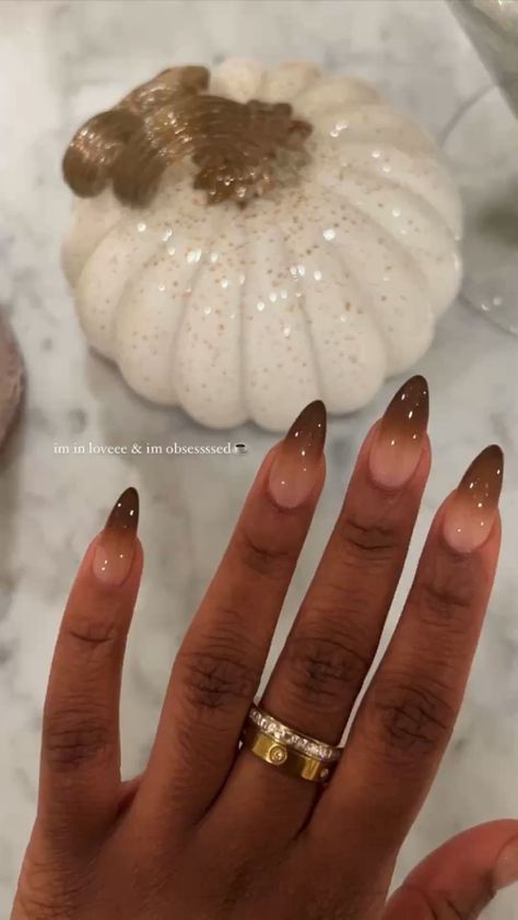 Oval Nails Dark Colors, Oval Nails Brown, Brown Oval Nails, Fly Nails, Almond Gel Nails, Brown Acrylic Nails, Nails Brown, Brown Acrylic, Gel Nail Extensions