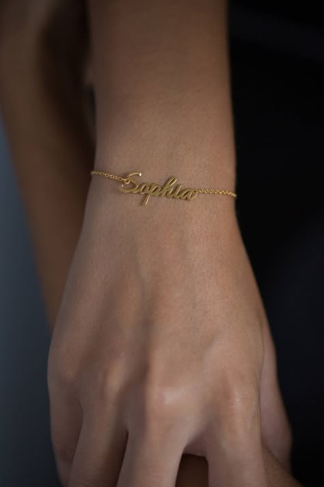 Name Bracelet Gold, Gold Name Bracelet, Personalized Gold Bracelet, Jewelry Gold Bracelet, 14k Gold Initial Necklace, Bracelet Name, Name Bracelets, Beautiful Name, Stylish Name