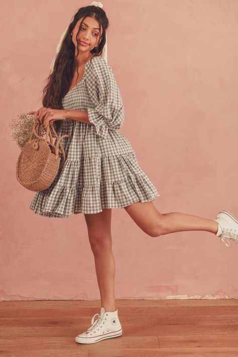 Simple Frock, Simple Frock Design, Simple Frocks, Stylish Short Dresses, Trendy Dress Outfits, Western Dress, Casual Day Outfits, Quick Outfits, Trendy Dress