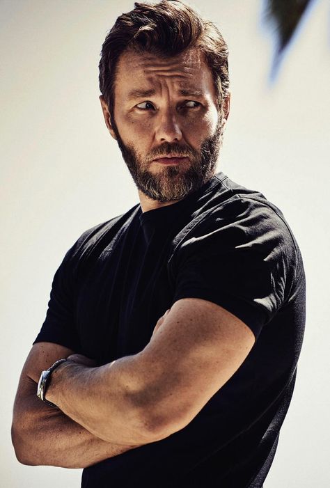 Joel Edgerton, Hollywood Men, Australian Actors, Its A Mans World, Invisible Man, Mens Fashion Smart, Man Movies, Book Inspiration, Female Images