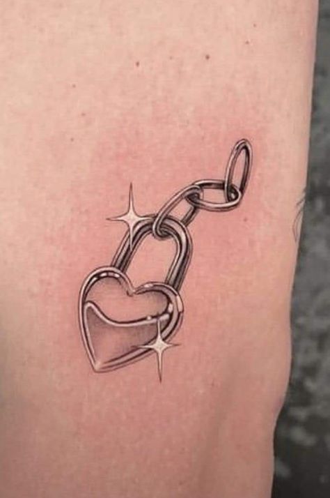 Small Fineline Tattoo Ideas, Flower Chain Tattoo, Eli Tattoo, Ankh Tattoo, Bestie Tattoos, Tattoo Over Scar, Chain Tattoo, Cherry Tattoos, Petit Tattoo