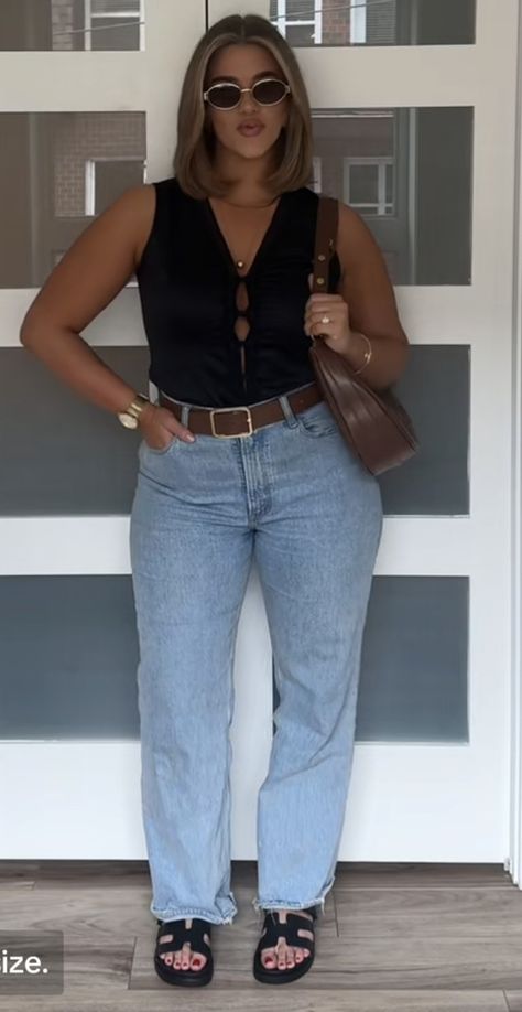 Casual Going Out Outfit Mid Size, Summer College Outfits Midsize, Old Money Aesthetic Outfit Midsize, Vacation Outfits Midsize Women, Midsize Date Outfit, Short Midsize Outfits, Going Out Outfits Midsize, Summer Outfits 2024 Midsize Casual, Midsize Going Out Outfit