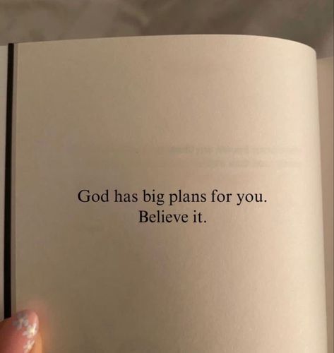 Prayer Vision Board, Vision Board Words, Inspiration Words, Gods Plan Quotes, Manifesting Vision Board, Luxury Quotes, Motivational Photos, Motivation Text, Vision Board Images