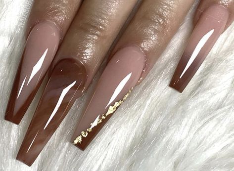 Extravagant Nail Designs, Brown Nails Long Coffin, Brown Coffin Nail Ideas, Brown Acyrilics Nails, Coffin Brown Nails, Golden Brown Nails, Light Brown Acrylic Nails Coffin, Long Brown Nails, Coffee Brown Nails Design