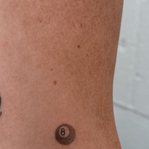 Elise on Instagram: "teeeeny tiny 8 ball and cherries for @rileytapley_ 🎱🍒🎱🍒 thankyou for getting these on your trip Riley, lovely meeting you ! #londontattoo #8ball #londontattooartist #handpoke #handpoked #tinytattoo" 360 Tattoo, Tiny Stick And Poke Tattoos, Eight Ball Tattoo, Magic 8 Ball Tattoo, Eightball Tattoo, 8 Ball Tattoo, Temple Artwork, 8 Tattoo, Cherry Tattoo