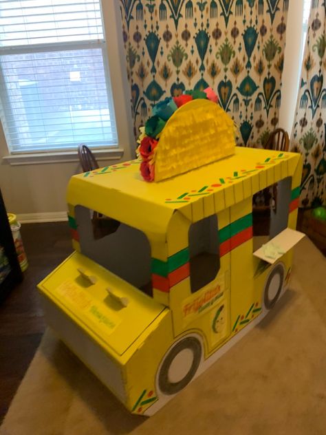 Taco Truck Cardboard Cutout, Cardboard Taco Truck, Taco Truck Valentine Box Ideas, Food Truck Project Ideas, Taco Food Truck Design, Taco Truck Dramatic Play, Food Truck School Project, Food Truck Dramatic Play, Taco Truck Trunk Or Treat