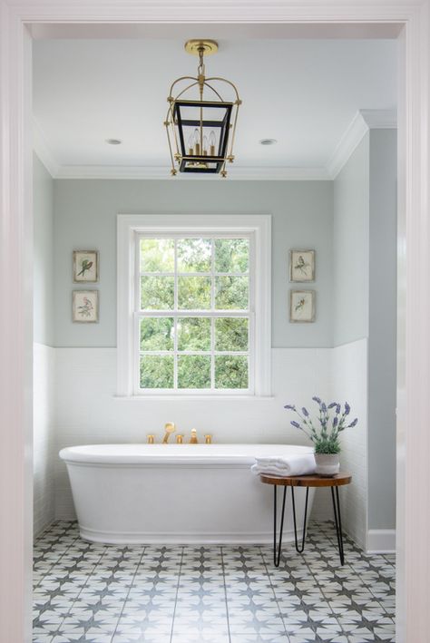 How to Create a Classic Bathroom Design That Lasts - The Decorologist Cotswold Extension, Classic Bathroom Design, New House Bathroom, Cottage Bathroom, Classic Bathroom, Bad Design, Bathroom Wallpaper, Bathroom Colors, Traditional Bathroom