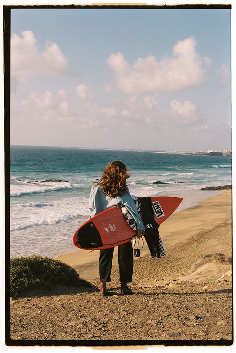 Surf Photography Aesthetic, Surf Photo Ideas, Surf Backpack, Photo Surf, Vans Aesthetic, Vans Surf, Surf Competition, Surf Aesthetic, Surfing Photos