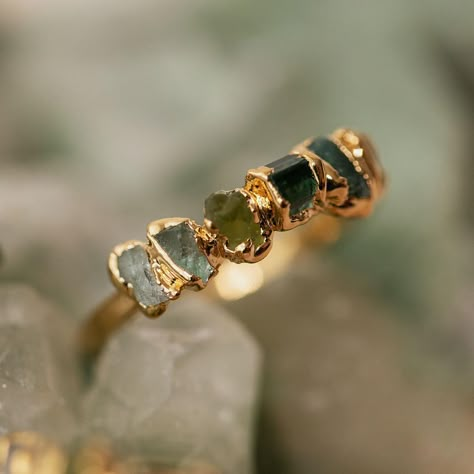 Unique Peridot Ring, Green Garnet Ring, White Gold Rings For Women, Colorful Engagement Rings, Raw Stone Rings, Etsy Aesthetic, Gem Stone Rings, Engagement Ring Ruby, Raw Stone Engagement Rings