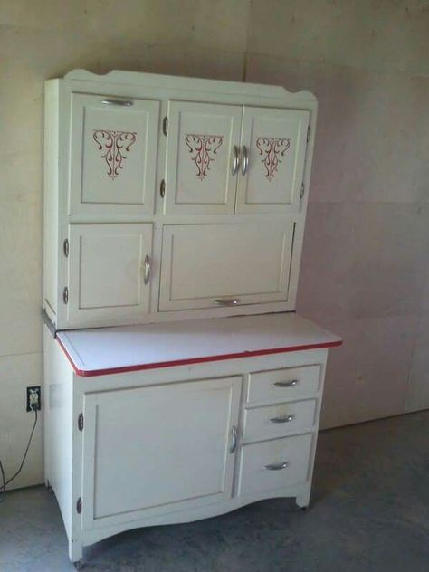 THIS IS SORTA WHAT MY MEMORY IS TELLING ME, WITHOUT THE STENCILS AND HAD DIFFERENT HARDWARE & NO TOP CORNICE, ALSO REMEMBER GETTING FINGERS PINCHED IN THE ROLLTOP. Bakers Cabinet, Antique Hoosier Cabinet, Vintage Kitchen Cabinets, Hoosier Cabinets, Hoosier Cabinet, Craftsman Kitchen, Kitschy Kitchen, Vintage Cabinets, Cabinet Styles