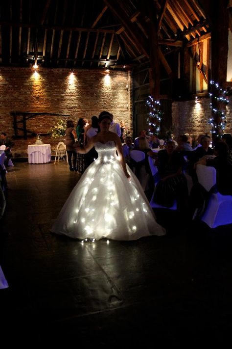 Battery fairy lights used in a wedding dress to create this gorgeous effect Fairy Light Wedding, Light Wedding Dress, Bride Collection, Light Wedding Dresses, Night Time Wedding, Dress Fairy, Wedding Room, Light Wedding, Fairy Wedding