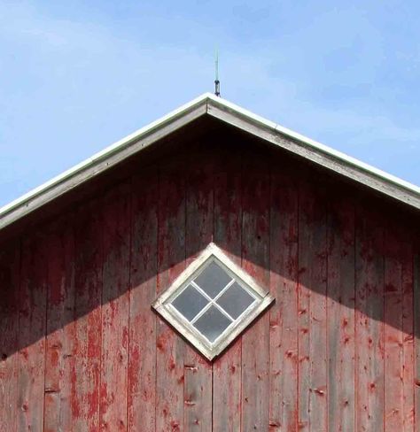 Barn window Barn Window Ideas, Wood Barn Doors, Barn Windows, Historic Windows, Barn Window, Barn Houses, Cozy Loft, American Barn, Barn Pictures