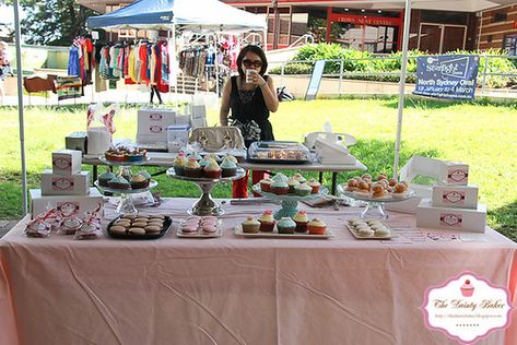 Bake Sale Displays, Market Stall Display, Farmers Market Stand, Farmers Market Display, Vendor Booth Display, Cake Stall, Stall Display, Crows Nest, Vendor Displays