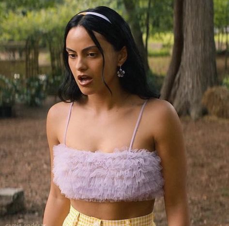 Drea Torres Outfits, Drea Torres Do Revenge, Do Revenge Outfits, Hispanic Characters, Lucinda Talkalot, Drea Torres, Revenge Movie, Riverdale Betty And Veronica, Revenge Outfits