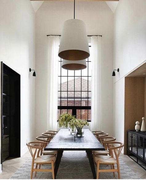 Tall Ceilings, Dining Room Inspiration, Table Ideas, Custom Home Builders, Dining Room Design, Beautiful Space, Elle Decor, Modern Dining, Room Table