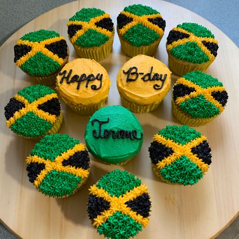 Jamaica Theme Party Ideas, Jamaican Theme Party Ideas, Caribbean Party Ideas, Flag Cupcakes, Dads 50th Birthday, Birthday Party Sweets, Jamaican Party, Birthday Gathering, Caribbean Party