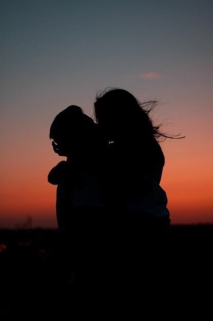 Couple Silhouette Aesthetic, Couple Silhouette Aesthetic Kiss, Couple Embracing Silhouette, Girl And Boy Silhouette Aesthetic, Couples Hidden Face Pics, Couple Sunset Silhouettes, Prayer Board, Bolivia, Couple Aesthetic