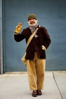 Old Man Outfit, Old Man Style, Fisherman Outfit, Grandpa Fashion, Old Man Fashion, The Sartorialist, Mens Outfit Inspiration, Old People, Mens Fashion Trends