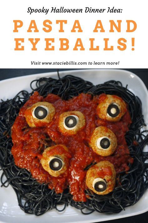 Zombie Eyeballs Meatballs, Eyeball Pasta Halloween, Black Pasta Halloween, Spooky Spaghetti And Meatballs, Halloween Spaghetti And Meatballs, Halloween Pasta Ideas, Eyeball Meatballs, Spooky Pasta, Halloween Meatballs