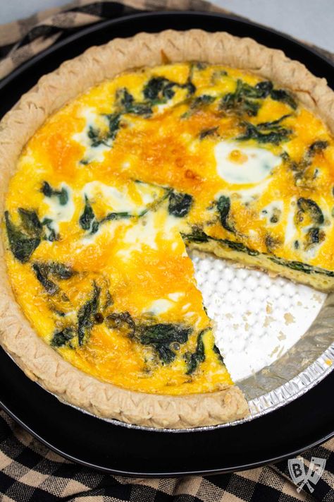 My husband absolutely ADORES quiche! This simple quiche recipe using fresh baby spinach and cheddar cheese is one of his all-time favorites. Easy to make and absolutely delicious! | Baby Spinach and Cheddar Quiche Made with Fresh Spinach | bigflavorstinykitchen.com Fresh Spinach Quiche, Spinach And Cheese Quiche, Simple Quiche, Quiche Pie Crust, Cheddar Quiche, Spinach Quiche Recipes, Onion Quiche, Cheddar Cheese Recipes, Garlicky Shrimp