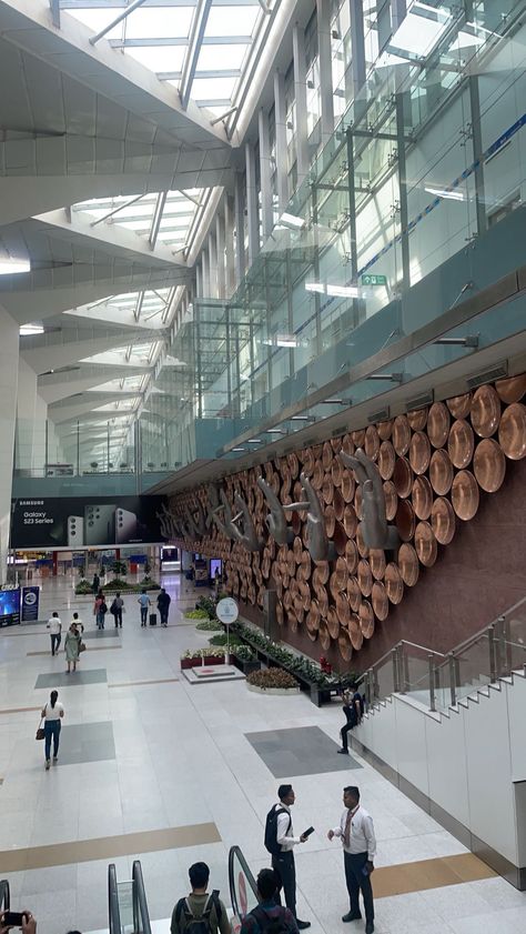 Delhi International Airport, Gas Mask Art, Delhi Airport, Object Photography, Mask Art, Wallpaper Abstract, General Knowledge Facts, Knowledge Facts, Gas Mask