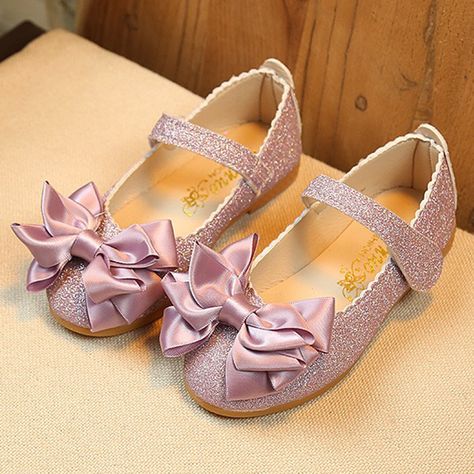 Girls Bling Upper Bowknot Hook Loop Princess Dress Flat Shoes Shoes Names, Princess Charming, Flower Girl Shoes, Girls Flats, Flat Dress Shoes, Princess Shoes, Bow Shoes, Glitter Bow, Children Shoes