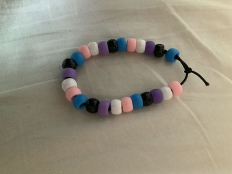 Gender Fluid Accessories, Gender Fluid Bracelet, Gender Fluid Aesthetic, Dibujos Ideas, Diy Kandi, Kandi Ideas, Gender Fluid, Necklace Ideas, Magic Shop