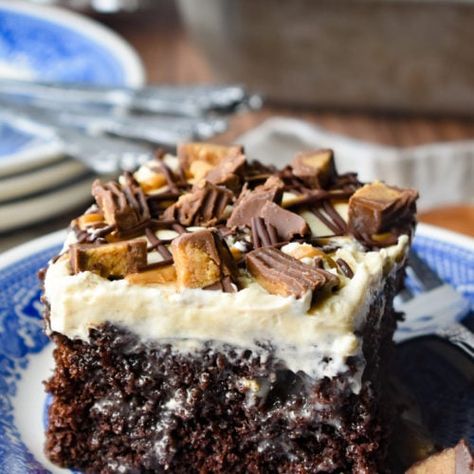 Chocolate Peanut Butter Poke Cake - Dance Around the Kitchen Chocolate Peanut Butter Poke Cake, Peanut Butter Poke Cake, Peanut Butter Dessert Recipes, Butter Desserts, Chocolate Peanut Butter Desserts, Chocolate Cobbler, Chocolate Poke Cake, Devils Food Cake Mix Recipe, Dump Cakes