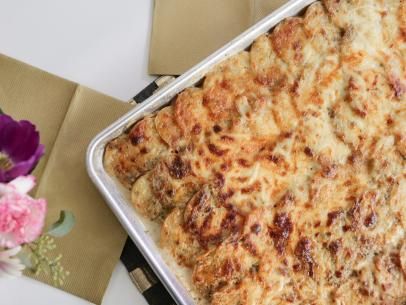 Sheet-Pan Scalloped Potatoes Recipe | Valerie Bertinelli | Food Network Food Network Valerie Bertinelli, Scalloped Potatoes Recipe, Scalloped Potato Recipes, Valerie Bertinelli, Food Network Canada, Potato Sides, Potato Side Dishes, Scalloped Potatoes, Sheet Pan Dinners