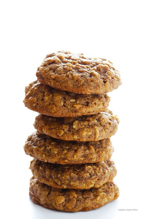 Whole Wheat Oatmeal Cookies Whole Wheat Cookies, Wheat Flour Recipes, Cookies Oatmeal, Soft Cookie Recipe, Wheat Recipes, Simply Quinoa, Gimme Some Oven, Oat Cookies, Oatmeal Cookie Recipes