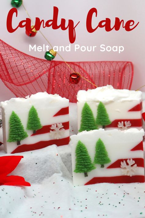 Christmas Melt And Pour Soap Ideas, Christmas Soaps, Soap Design Ideas, Peppermint Cocoa, Diy Soap Bars, Mp Soap, Homemade Soap Bars, Soap Melt And Pour, Soap Design