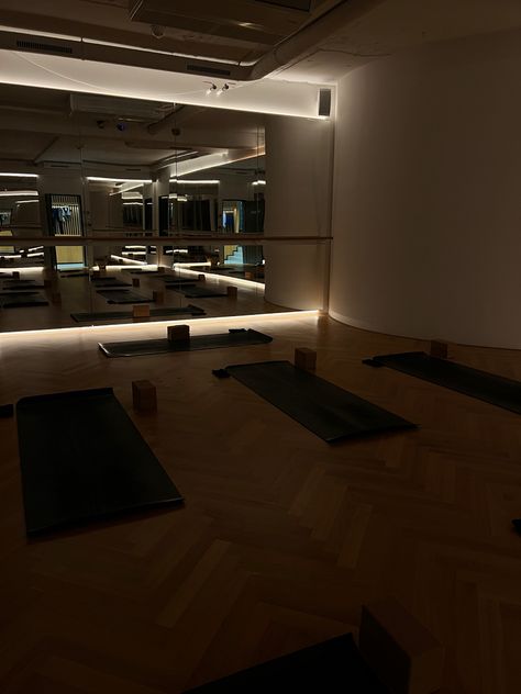 Yoga Brown Aesthetic, Brown Wellness Aesthetic, Yoga Core Aesthetic, Evening Yoga Aesthetic, Workout Classes Aesthetic, Yoga Aesthetic Studio, Early Workout Aesthetic, Yoga Classes Aesthetic, Yoga Dark Aesthetic