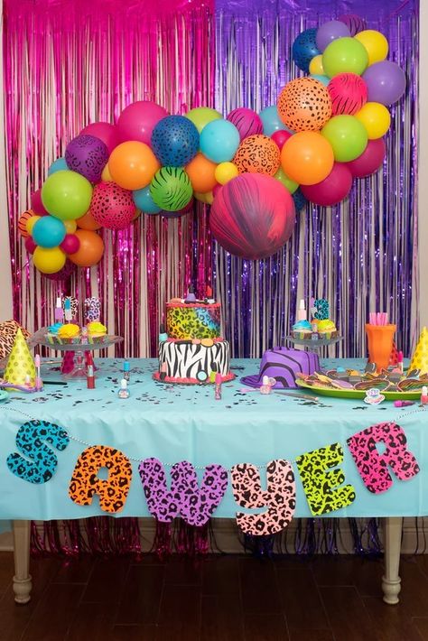 Cheetah Birthday Party, Lisa Frank Birthday Party, 80s Party Decorations, Fabric Banners, Girly Birthday Party, Baby Shower Theme Decorations, Birthday Places, Paper Banners, Felt Garland