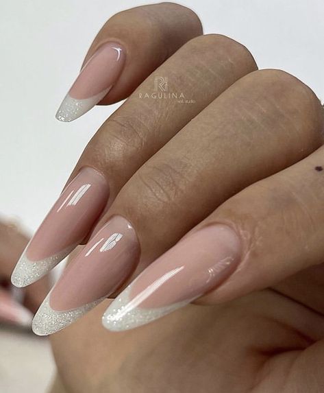 Modern Almond Nails, Long Nail Shapes, Wedding Nails Inspiration, Fantasy French, Aquarium Nails, Looks For Summer, Long Almond Nails, French Designs, Vintage Nails